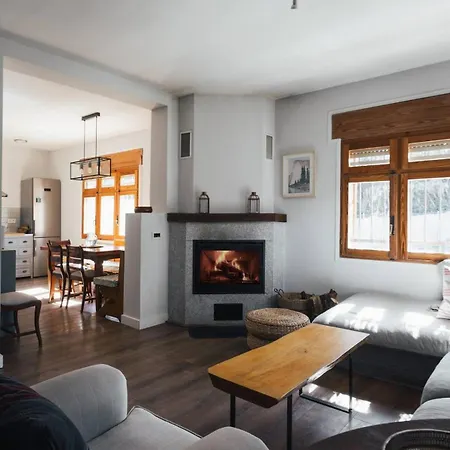 Ferienhaus Casa Independiente Con Maravillosas Vistas A La Montana - Segovia Navas de Riofrio